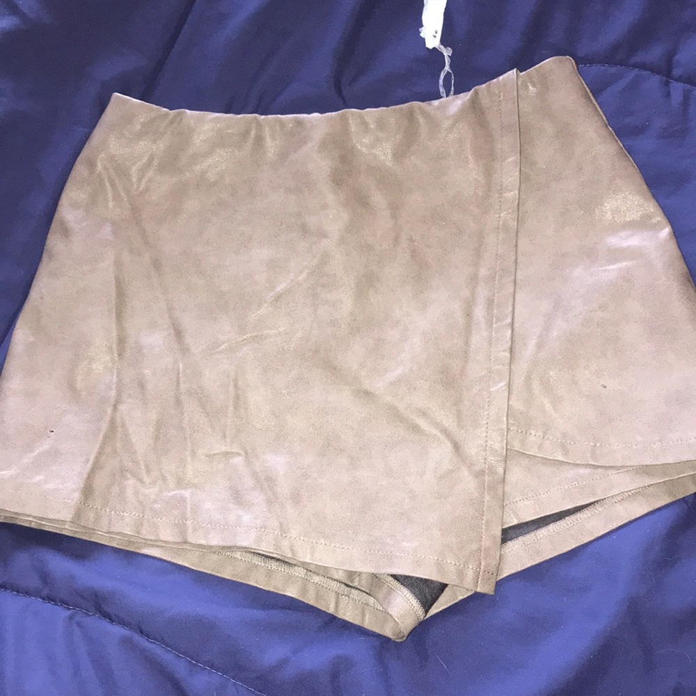 Leather skirt